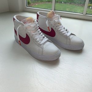 Nike Zoom Blazer Mid SB 'Sweet Beet' Size Men’s 7/Women’s 9
